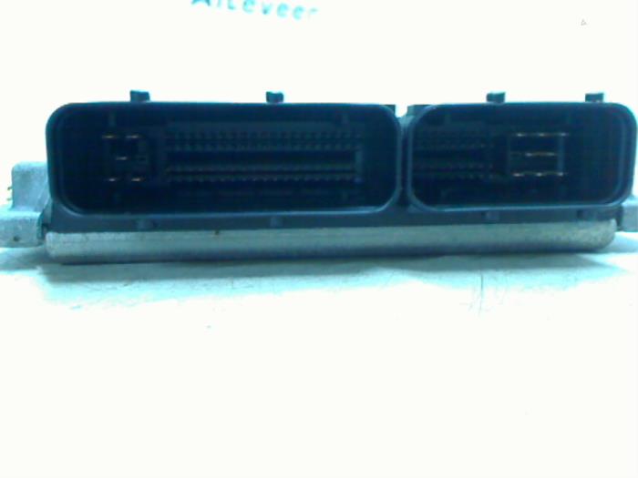 Engine management computer from a Seat Ibiza III (6L1) 1.4 16V 75 2005