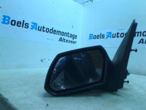 Usados Retrovisor externo izquierda Ford Fiesta Precio € 25,00 Norma de margen ofrecido por Boels Autodemontage