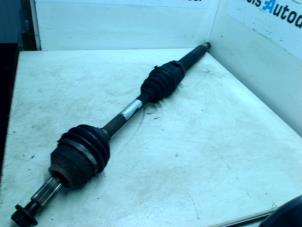 Used Front drive shaft, right Ford Focus 1 Wagon 1.8 TDCi 115 Price € 35,00 Margin scheme offered by Boels Autodemontage