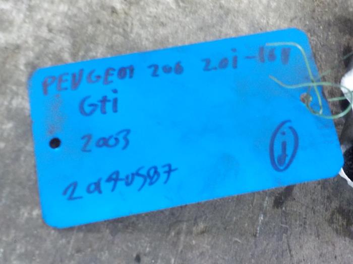 Gebrauchte Anlasser Peugeot 206 (2A/C/H/J/S) 2.0 GTI 16V Preis € 35,00 Margenregelung angeboten von Boels Autodemontage