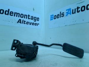 Used Accelerator pedal Nissan Primastar 1.9 dCi 80 Price € 25,00 Margin scheme offered by Boels Autodemontage