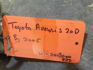 Usados Bomba de dirección asistida Toyota Avensis (T25/B1B) 2.0 16V D-4D 115 Precio € 35,00 Norma de margen ofrecido por Boels Autodemontage