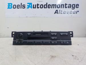 Usagé Radio/Lecteur CD BMW 3 serie Touring (E46/3) 318i Prix € 40,00 Règlement à la marge proposé par Boels Autodemontage
