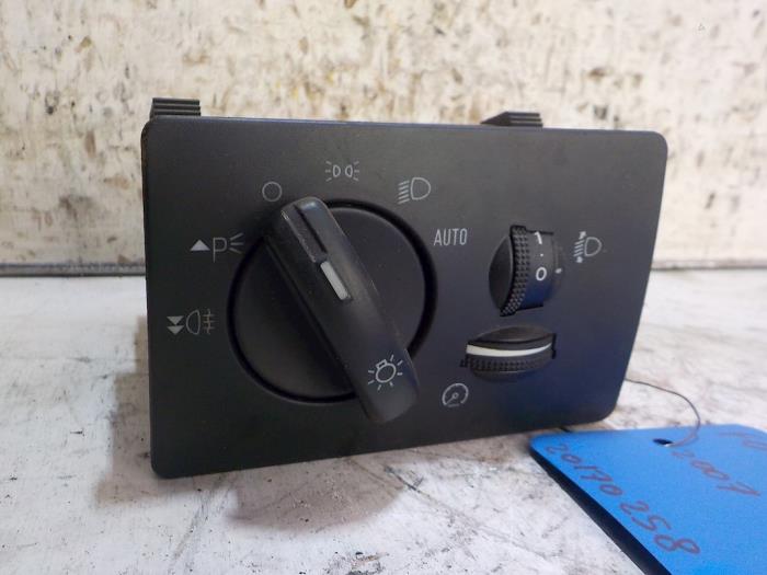 Light switch from a Ford Focus 2 Wagon 1.6 TDCi 16V 110 2007
