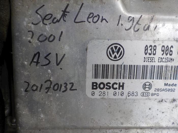 Used Engine management computer Seat Leon (1M1) 1.9 TDI 90 Price € 35,00 Margin scheme offered by Boels Autodemontage