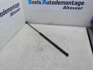 Used Bonnet gas strut, left Volkswagen Passat (3C2) 1.4 TSI 16V Price on request offered by Boels Autodemontage
