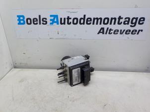 Usados Bomba ABS Volkswagen Passat (3C2) 1.4 TSI 16V Precio € 100,00 Norma de margen ofrecido por Boels Autodemontage