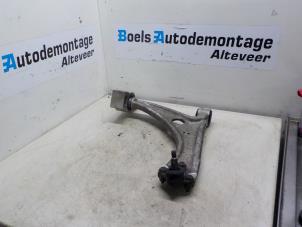 Usagé Bras de suspension avant droit Volkswagen Passat (3C2) 1.4 TSI 16V Prix sur demande proposé par Boels Autodemontage