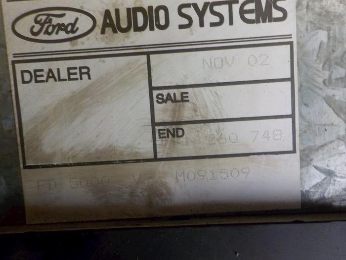 Begagnade Radio Ford KA Pris € 10,00 Marginaltabell erbjuds av Boels Autodemontage