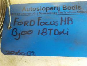 Używane Pompa wspomagania kierownicy Ford Focus 1 1.8 TDdi Cena € 25,00 Procedura marży oferowane przez Boels Autodemontage