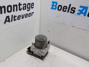 Usagé Pompe ABS Kia Cee'd (EDB5) 1.6 CRDi 16V Prix € 75,00 Règlement à la marge proposé par Boels Autodemontage