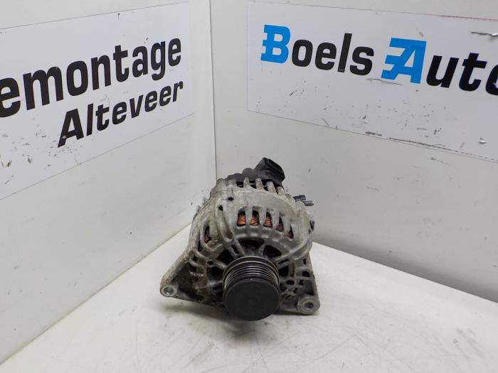 Begagnade Dynamo Kia Cee'd (EDB5) 1.6 CRDi 16V Pris € 50,00 Marginaltabell erbjuds av Boels Autodemontage
