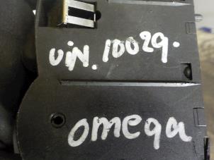 Used Light switch Opel Omega Price € 15,00 Margin scheme offered by Boels Autodemontage