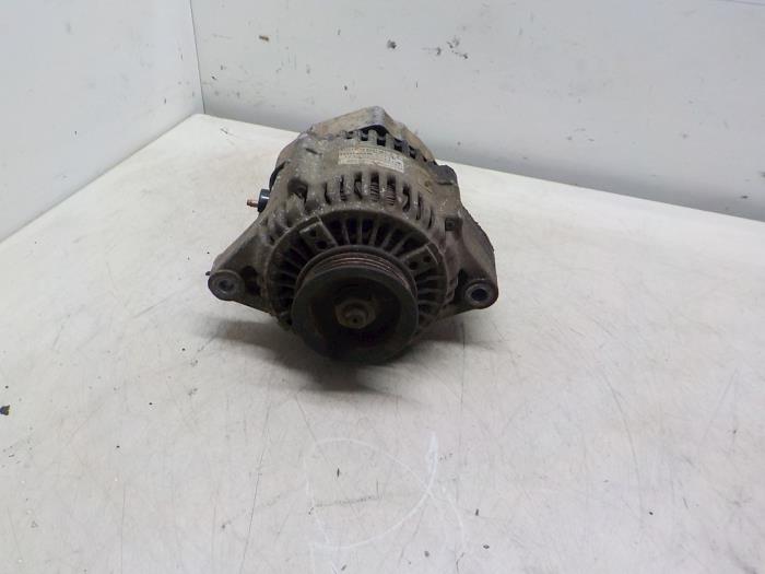 Gebrauchte Dynamo Honda CR-V (RD1/3) 2.0i 16V VTEC Preis € 35,00 Margenregelung angeboten von Boels Autodemontage
