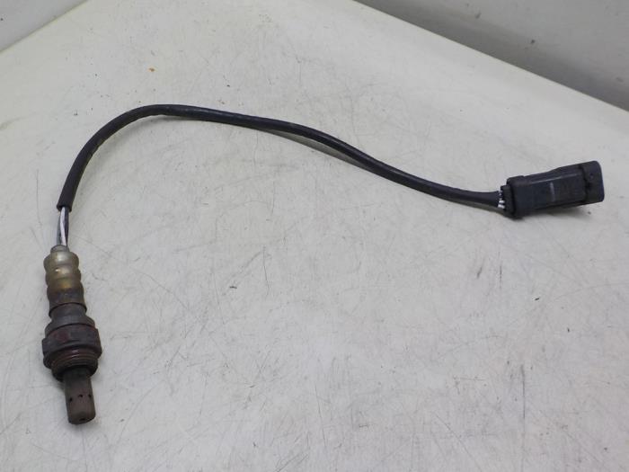 Sonde lambda Renault Twingo (C06), 1993 / 2007 1.2, Berline avec hayon arrière, 2 portes, Essence, 1.149cc, 43kW (58pk), FWD, D7F700; D7F701; D7F702; D7F703; D7F704, 1996-05 / 2007-06, C066; C068; C06G; C06S; C06T (Occasion)