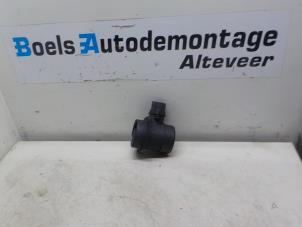 Used Air mass meter Volkswagen Transporter T5 1.9 TDi Price € 25,00 Margin scheme offered by Boels Autodemontage