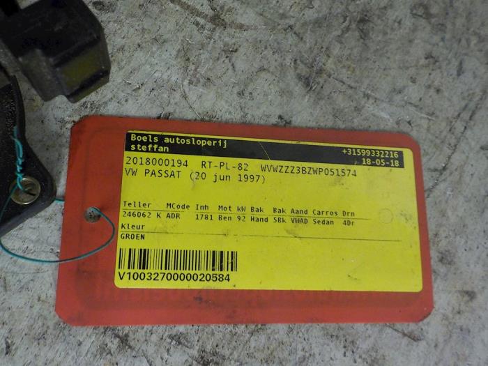 Gebrauchte Luftmassenmesser Volkswagen Passat (3B2) 1.8 20V Preis € 35,00 Margenregelung angeboten von Boels Autodemontage