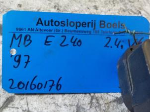 Usados Bobina Mercedes E (W210) 2.4 E-240 V6 18V Precio € 20,00 Norma de margen ofrecido por Boels Autodemontage