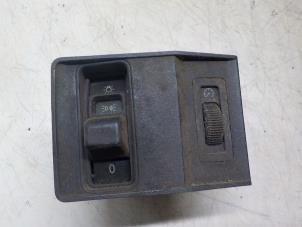 Used Light switch BMW 5 serie (E34) Price € 25,00 Margin scheme offered by Boels Autodemontage