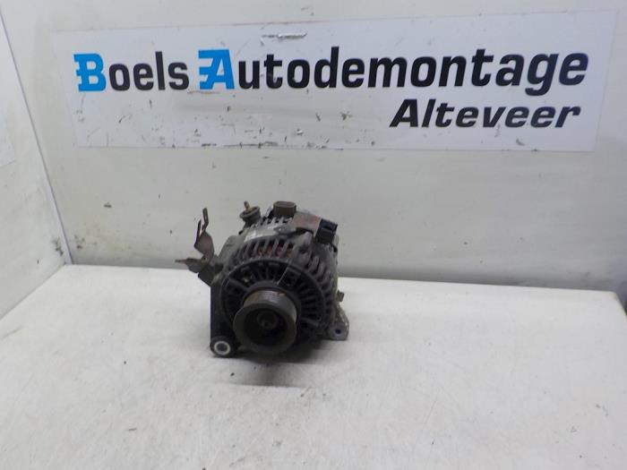 Gebrauchte Dynamo Toyota RAV4 (A2) 2.0 16V VVT-i 4x4 Preis € 40,00 Margenregelung angeboten von Boels Autodemontage
