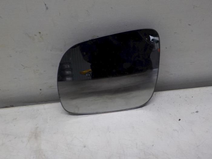 Spiegelglas rechts van een Volkswagen Lupo (6X1)