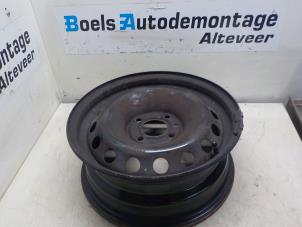 Used Wheel Renault Twingo II (CN) 1.2 16V Price on request offered by Boels Autodemontage