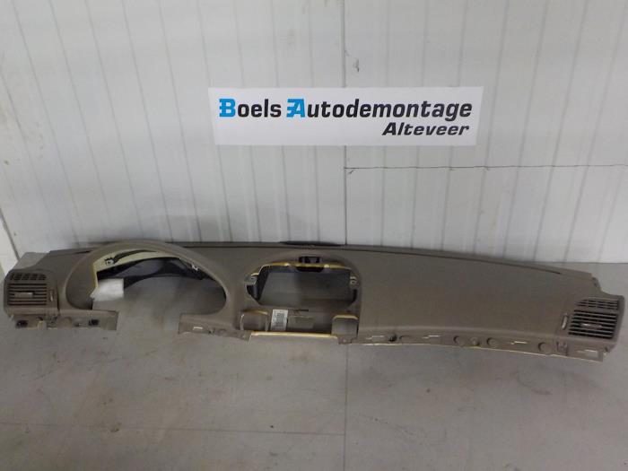 Używane Panel Mercedes E (W211) 4.0 E-400 CDI 32V Cena € 100,00 Procedura marży oferowane przez Boels Autodemontage