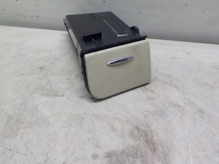 Dashboard storage compartment