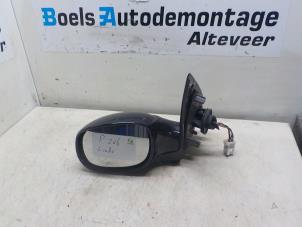 Used Wing mirror, left Peugeot 206 Price € 35,00 Margin scheme offered by Boels Autodemontage