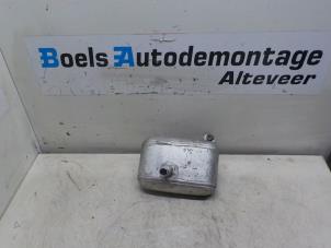 Usados Depósito Mercedes E (W211) 4.0 E-400 CDI 32V Precio € 40,00 Norma de margen ofrecido por Boels Autodemontage