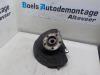 Front wheel hub from a Volvo V70 (SW), 1999 / 2008 2.4 D5 20V, Combi/o, Diesel, 2.401cc, 120kW (163pk), FWD, D5244T; D5244T5, 2001-01 / 2008-12 2004