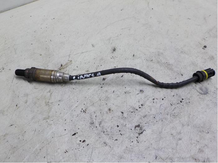 Usados Sonda Lambda BMW 5 serie (E39) 535i 32V Precio € 25,00 Norma de margen ofrecido por Boels Autodemontage