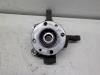 Front wheel hub from a Renault Clio III (BR/CR) 1.2 16V 75 2006