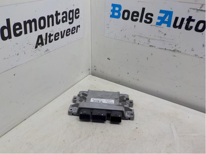 Used Engine management computer Dacia Sandero I (BS) 1.2 16V Price € 125,00 Margin scheme offered by Boels Autodemontage