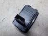 Electric window switch from a BMW 3 serie (E90) 318i 16V 2008
