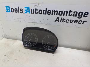 Używane Licznik kilometrów KM BMW 3 serie (E90) 318i 16V Cena € 100,00 Procedura marży oferowane przez Boels Autodemontage