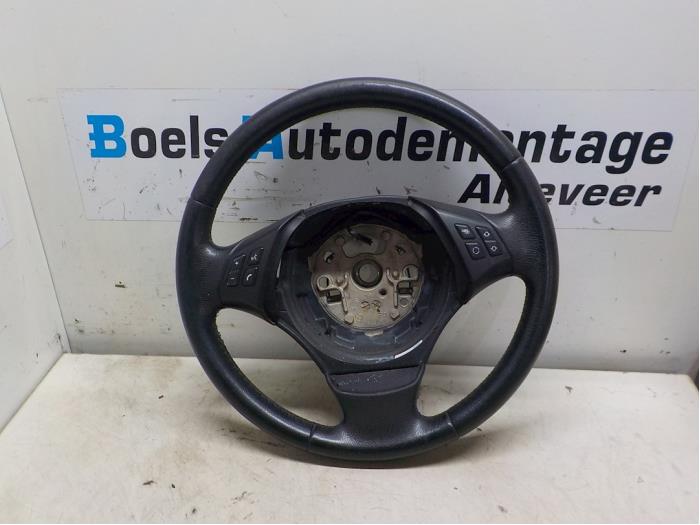 Używane Kierownica BMW 3 serie (E90) 318i 16V Cena € 50,00 Procedura marży oferowane przez Boels Autodemontage