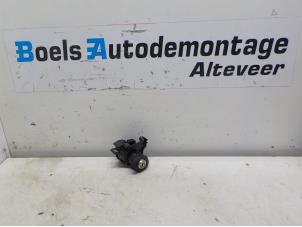 Used Rear lock cylinder BMW 3 serie (E90) 318i 16V Price € 15,00 Margin scheme offered by Boels Autodemontage