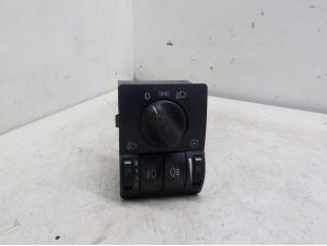 Used Light switch Opel Astra G Caravan (F35) 1.8 16V Price € 15,00 Margin scheme offered by Boels Autodemontage