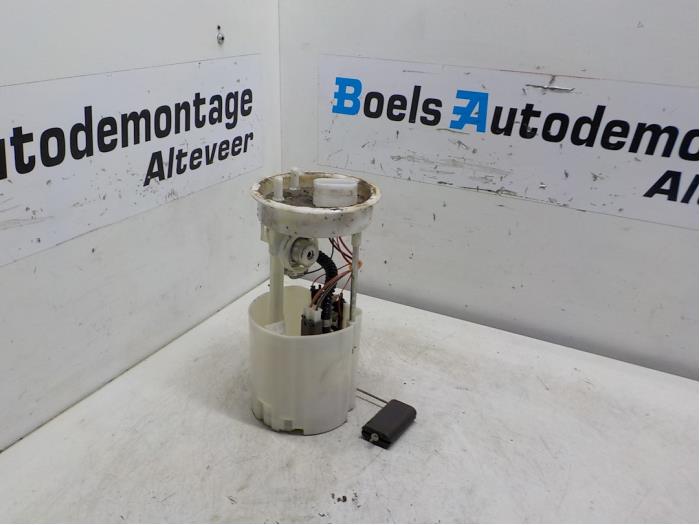 Usagé Pompe à carburant Volkswagen Fox (5Z) 1.2 Prix € 40,00 Règlement à la marge proposé par Boels Autodemontage