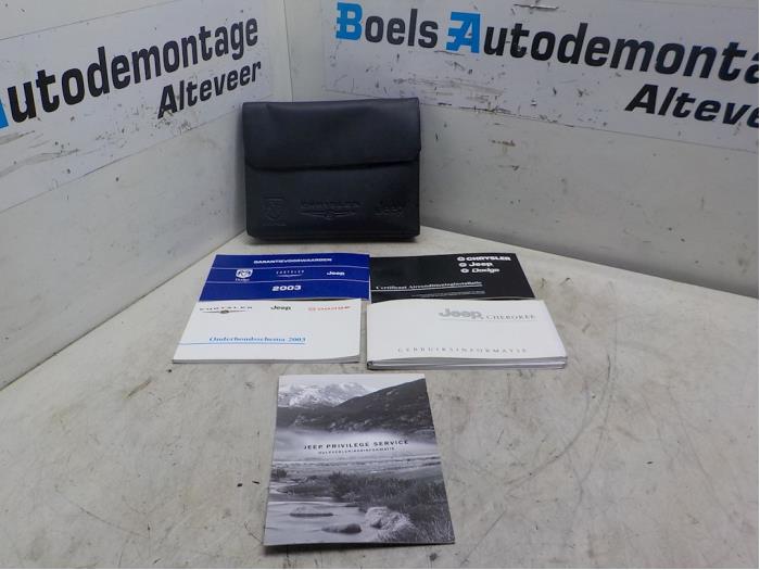Używane Instrukcja Jeep Cherokee/Liberty (KJ) 2.5 CRD 16V Cena € 20,00 Procedura marży oferowane przez Boels Autodemontage