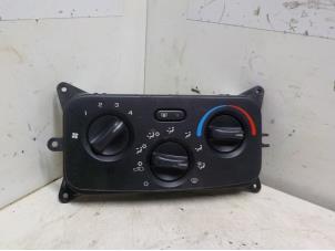 Used Heater control panel Jeep Cherokee/Liberty (KJ) 2.5 CRD 16V Price € 25,00 Margin scheme offered by Boels Autodemontage