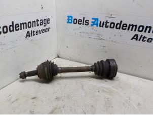 Used Front drive shaft, right Alfa Romeo 147 (937) Price € 35,00 Margin scheme offered by Boels Autodemontage