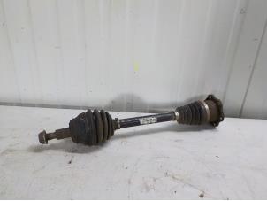 Used Front drive shaft, left Audi TT Roadster (8N9) 1.8 T 20V Quattro Price € 50,00 Margin scheme offered by Boels Autodemontage