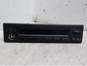 Used Radio control panel BMW 5 serie (E39) 523i 24V Price € 40,00 Margin scheme offered by Boels Autodemontage