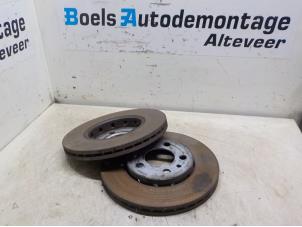 Used Front brake disc Volkswagen Fox (5Z) 1.2 Price € 40,00 Margin scheme offered by Boels Autodemontage