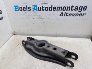 Used Rear wishbone, left BMW 3 serie (E90) 320d 16V Price € 40,00 Margin scheme offered by Boels Autodemontage