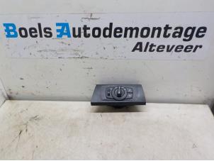 Usagé Commutateur lumière BMW 3 serie (E90) 320d 16V Prix € 25,00 Règlement à la marge proposé par Boels Autodemontage