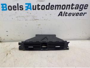 Used Dashboard vent BMW 3 serie (E90) 320d 16V Price € 25,00 Margin scheme offered by Boels Autodemontage