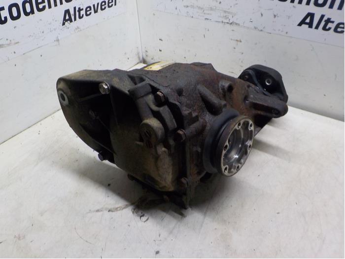 Rear differential from a BMW 3 serie (E90) 320d 16V 2007